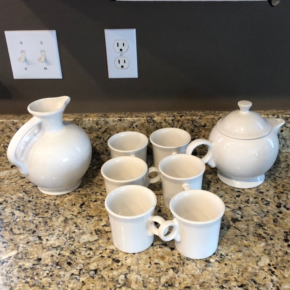 White Fiesta drink set